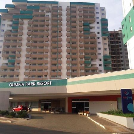 Apartamento Em Resort De Olimpia 713 エクステリア 写真